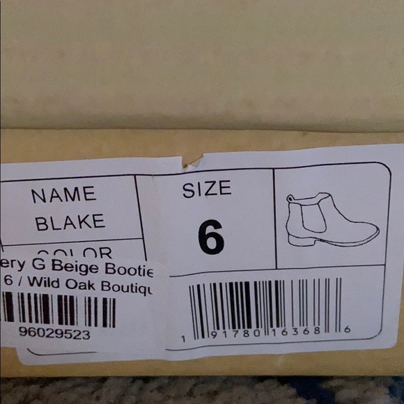 Booties - Picture 5 of 5